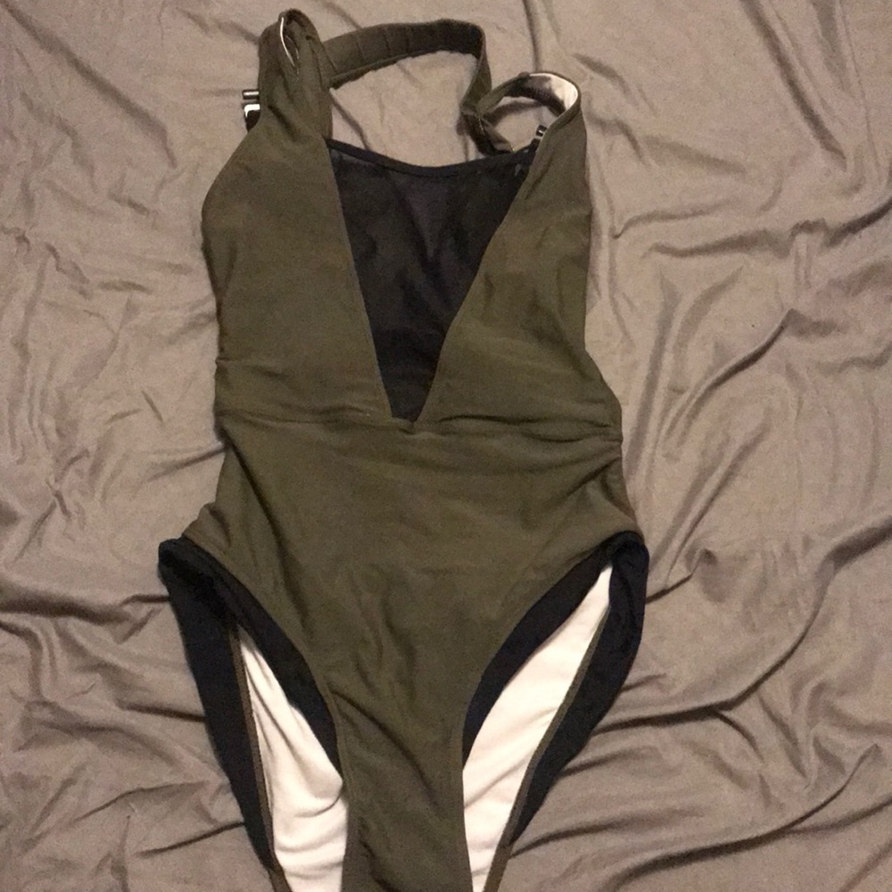 One piece bikini